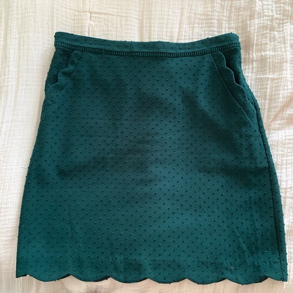 Skies Are Blue Dresses & Skirts - Stitch Fix Green Scalloped Hem Skirt